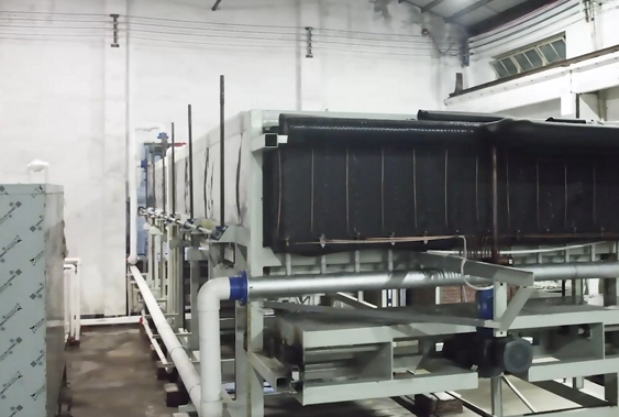 為什么選擇冰泉制冷的20噸塊冰機(jī)